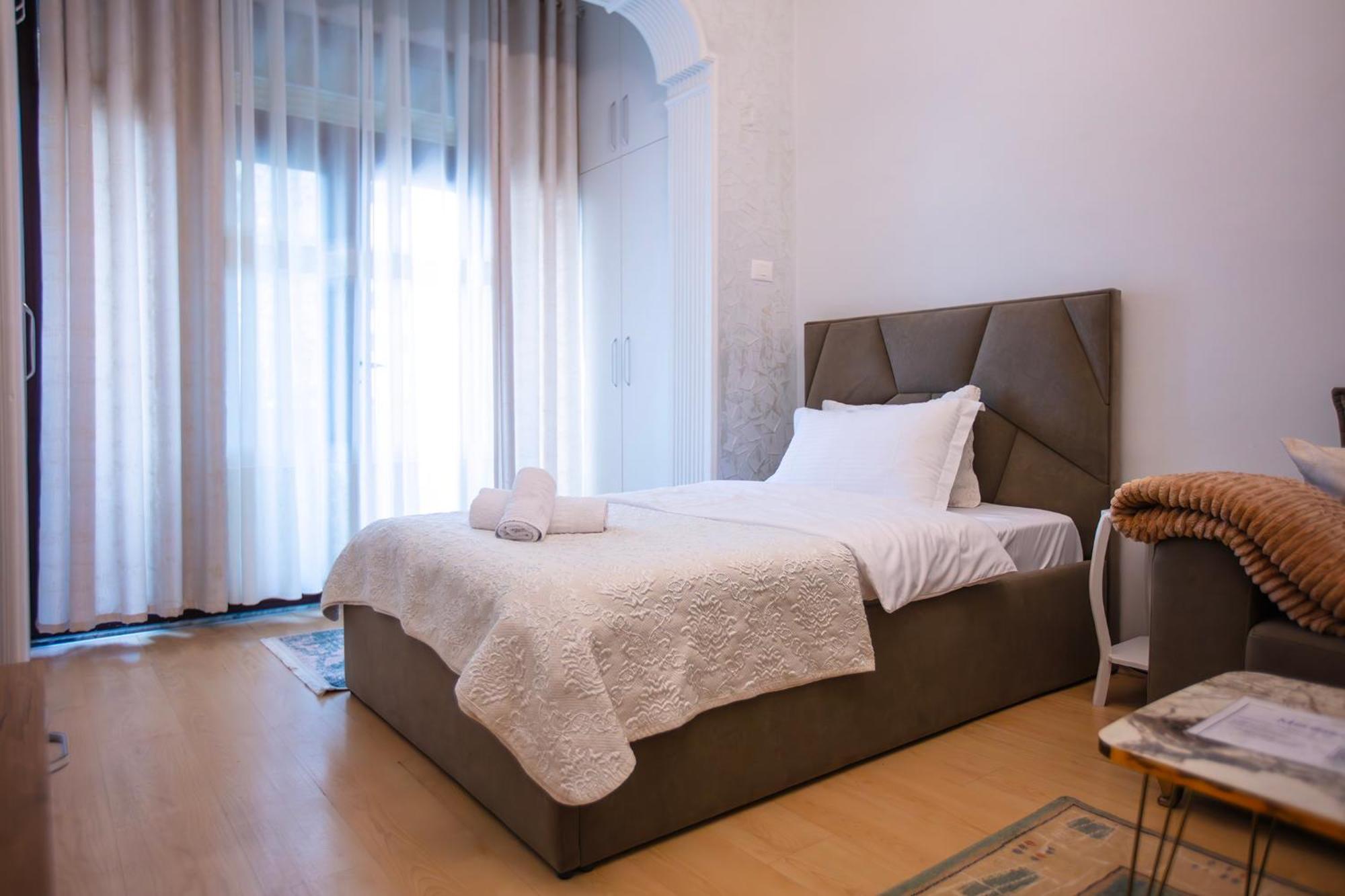 Tirana Center Apartment - Zogu I Boulevard Εξωτερικό φωτογραφία